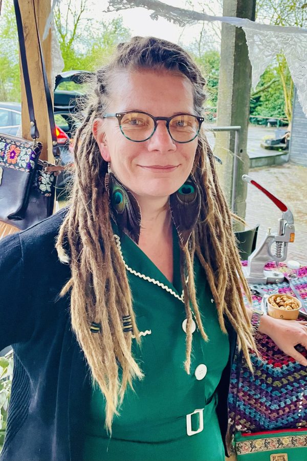 dreads boho girl 9c071045